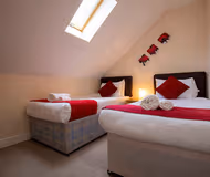 Bedroom at Grove Cross Road Apartments