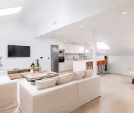 Calle de Sevilla Serviced Apartment