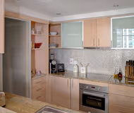 Lovely Two Bedroom In Fairfield Tower