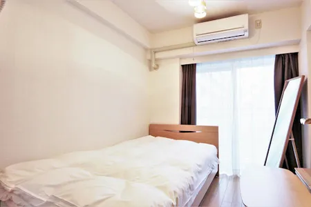 Kitasaiwai Nishi-ku Studio Apartments
