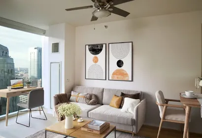 N Wells St Apartments