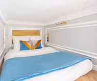 BETWEEN LE MARAIS AND NOTRE DAME