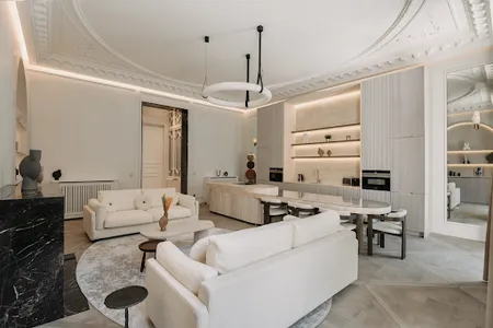 RIGHT ACROSS THE TUILERIES WITH ENCOMPASSING VIEWS