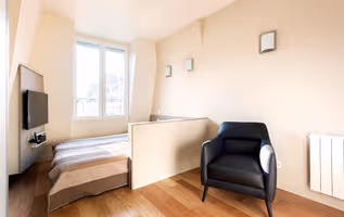 Rue Milne Edwards Serviced Apartment
