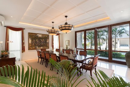 A Quiet Luxury Villa in Petitenget