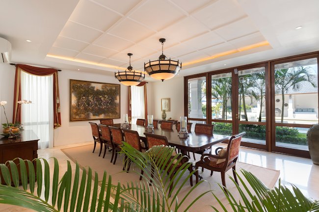 A Quiet Luxury Villa in Petitenget