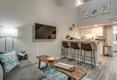 Garden Shadow Lane Apartment