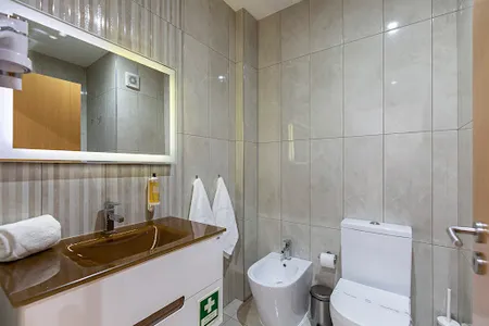 Bathroom at Corporate Housing Marquês I