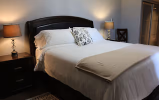 8th Avenue SW Apartment