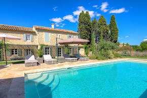 A Magical Villa in Saint Remy de Provence in bouches-du-rhone