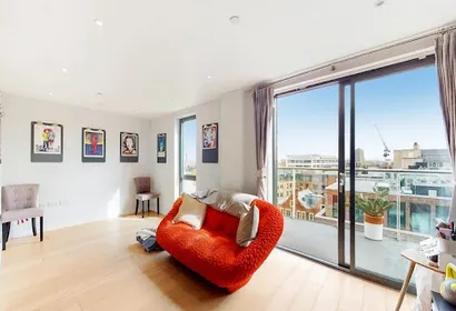 Commercial Street Serviced Apartments by MySquare
