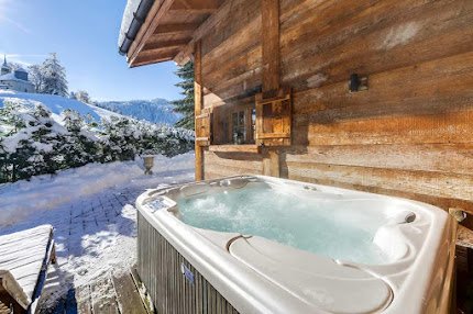 A Luxury Traditional Chalet in the Heart of the Alps