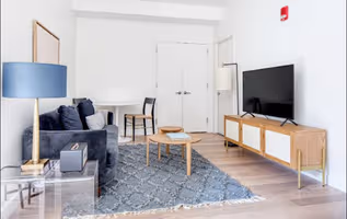 Clarendon Street Serviced Apartment