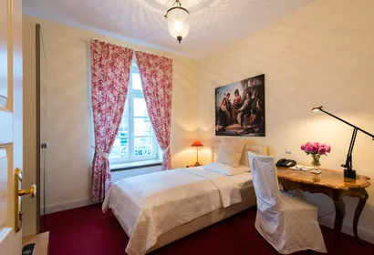Niedenau 7 service apartment