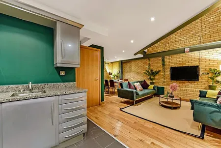 Southwark Bridge Road Serviced Apartment