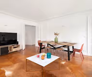 URBAN PARISIAN ABODE JUST OFF THE CROWN OF CHAMPS ELYSEES-ARC DE TRIOMPHE