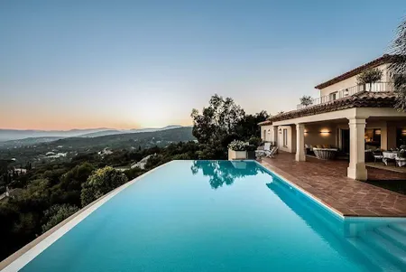 STUNNING VILLA IN GRIMAUD PANORAMIC SEAVIEWS