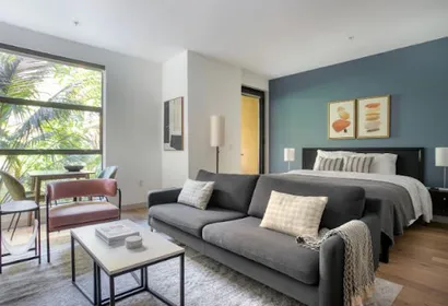 Hollywood Blvd Serviced Apartments