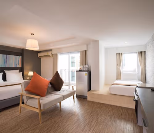 Thanon Pattayasaisong Apartment