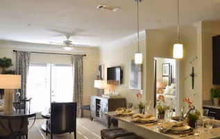 Creekview Circle Apartments