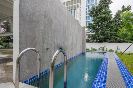 Luxury pool at Telok Kurau Serviced Apartments