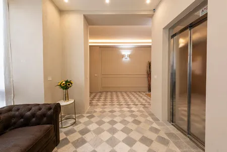A JEWEL IN FLORENCE’S HISTORICAL DISTRICT