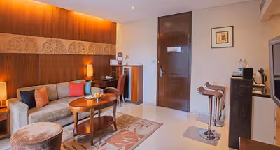 Naylor Road Apartment