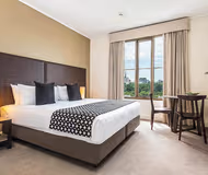 Jolimont Rd. Serviced Residences
