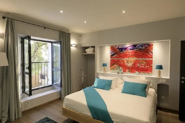 A Luxury Retreat in the Provence des Alpilles