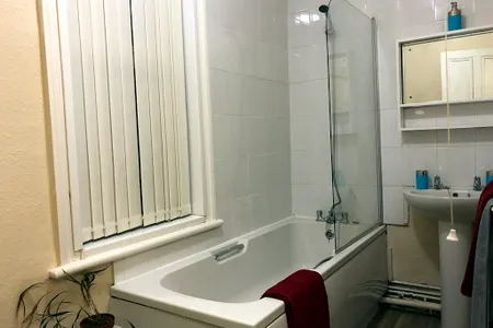 Bathroom at Cavendish Street