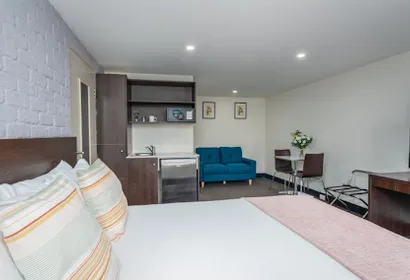 Paterson Street Service Apartment