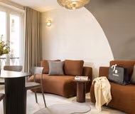 THE GLAMOROUS RUE ST HONORE - TUILERIES & OPERA