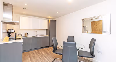 Simpson Street Serviced Apartment