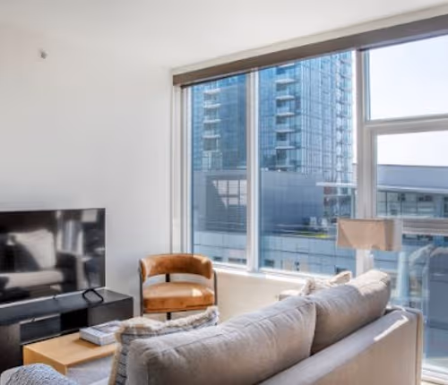 NE 10th St Serviced Apartment