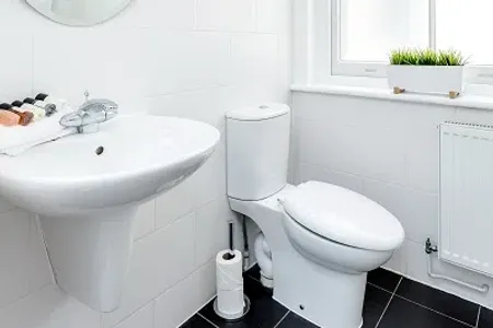 Bathroom at Holborn apartment
