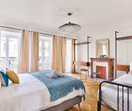 A PICNIC BY THE WATER IN CANAL ST MARTIN