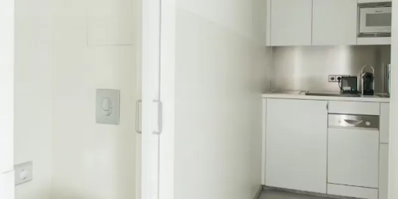 Weinmeisterstrase Serviced Apartment