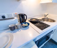 Fully equipped kitchen at 100 Dale road studio