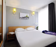 Bedroom at Marseille Prado Périer