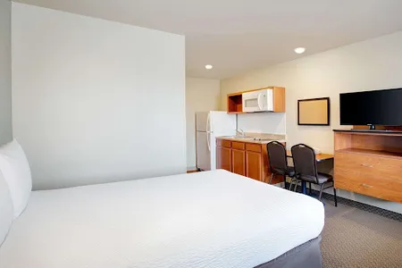 Chesapeake–Norfolk Greenbrier Apartment