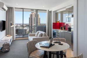 Campbell Street Serviced Apartments