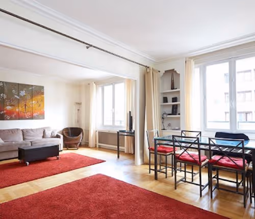 Living area at AVENUE PERRICHONT SERVICED APARTMENT