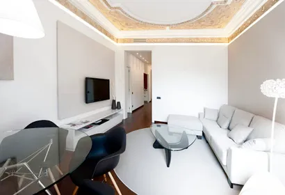 Holiday Serviced Apartment