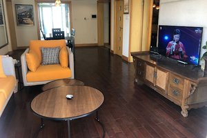 Kangding Road Apartments