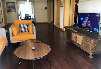 Kangding Road Apartments