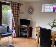 Garden Room Apartment