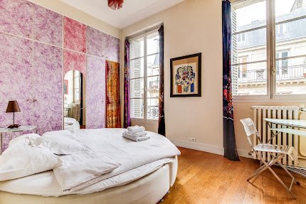 REDEFINING LUXURY OF HAUSSMANN ERA-300M2 LOUVRE ELEGANCE