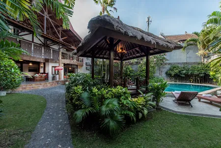 Gorgeous Seminyak Daria 5 Villa