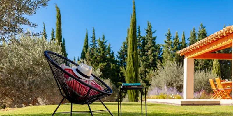 A Luxury Home In the Heart of the Alpilles