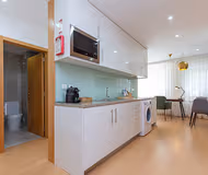 Fully equipped kitchen at Corporate Housing Marquês III